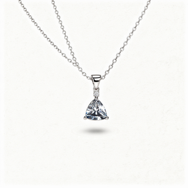 Collier argent triangle vvs1 moissanite